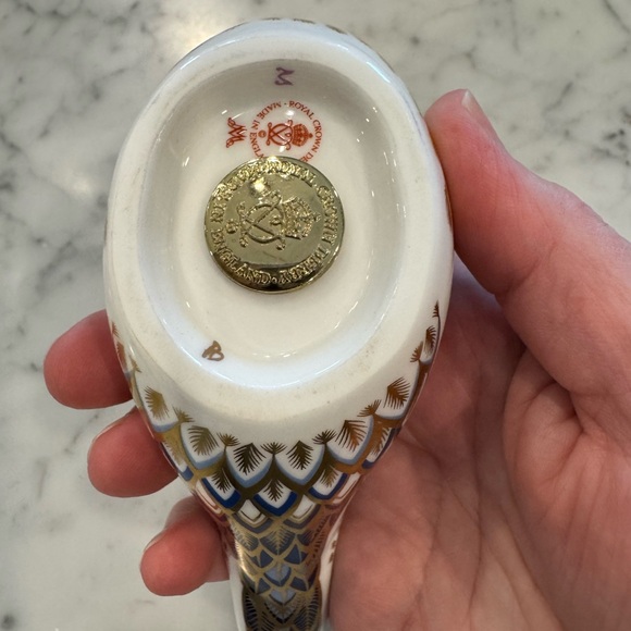 Royal Crown Derby "Bluebird" paperweight signed by Hugh Gibson with gold stopper - Picture 14 of 14